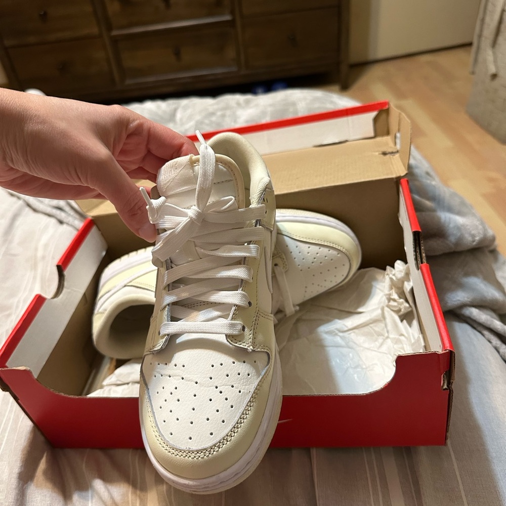 Nike Women's Sneakers - White and Cream
